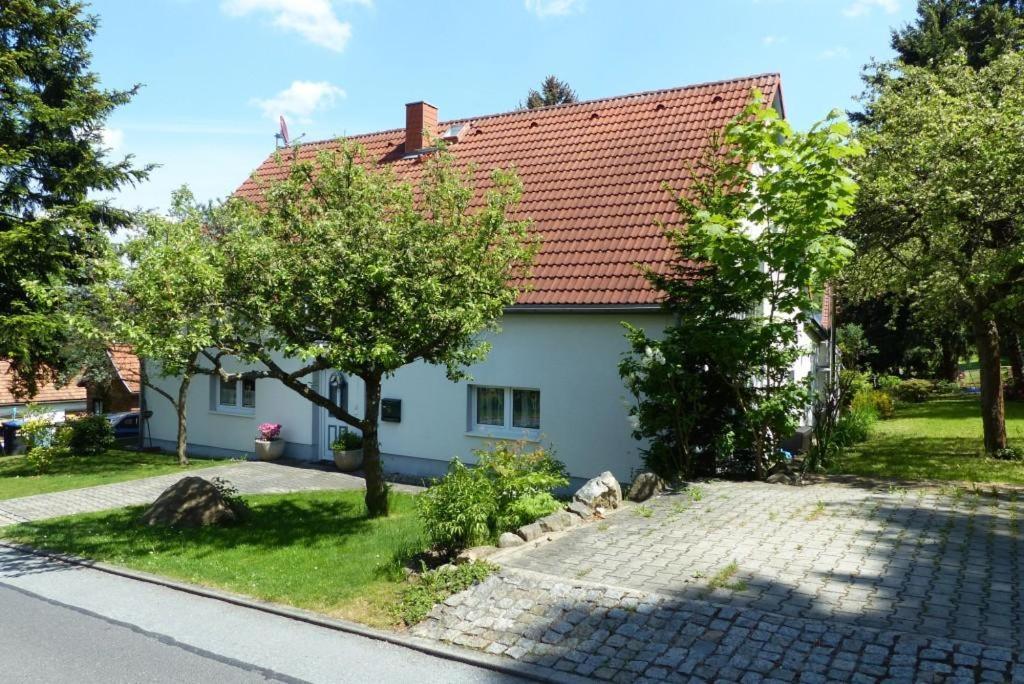 Urlaubsdomizil Am Toepfer - Ferienwohnungen In Olbersdorf Luaran gambar