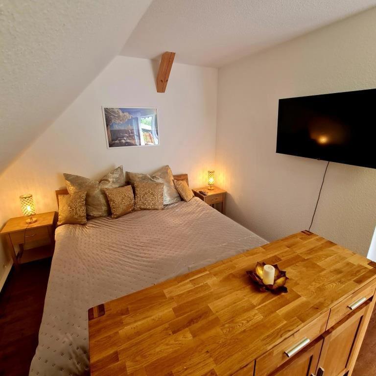 Urlaubsdomizil Am Toepfer - Ferienwohnungen In Olbersdorf Luaran gambar